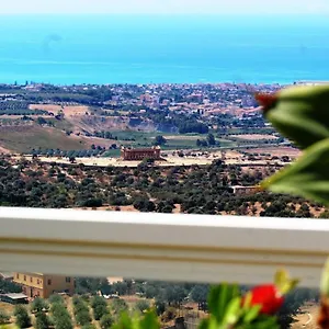 Apartment Attico D'arte Sulla Valle Dei Templi, Agrigent